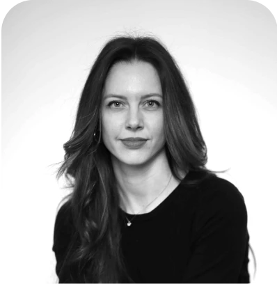 Azzurra Felici – Project Manager di Creative Bulls, agenzia di marketing creativo specializzata in finanza e fintech.